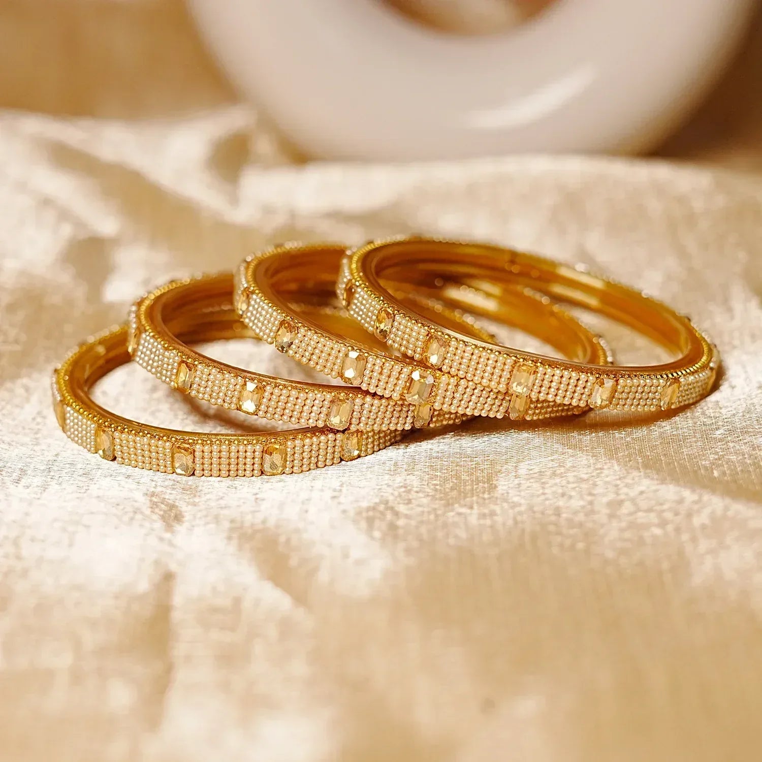 GOLD_1 - The Golden Cascade